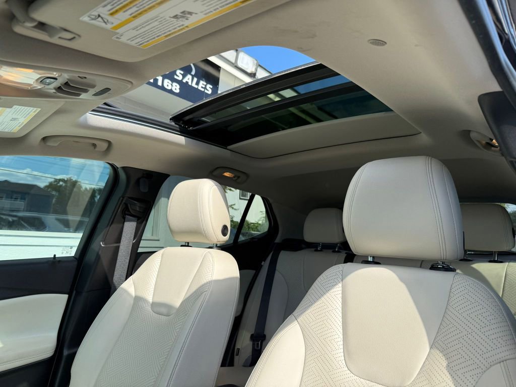 Used 2020 Buick Encore GX Essence w/ Experience Buick Package image 21