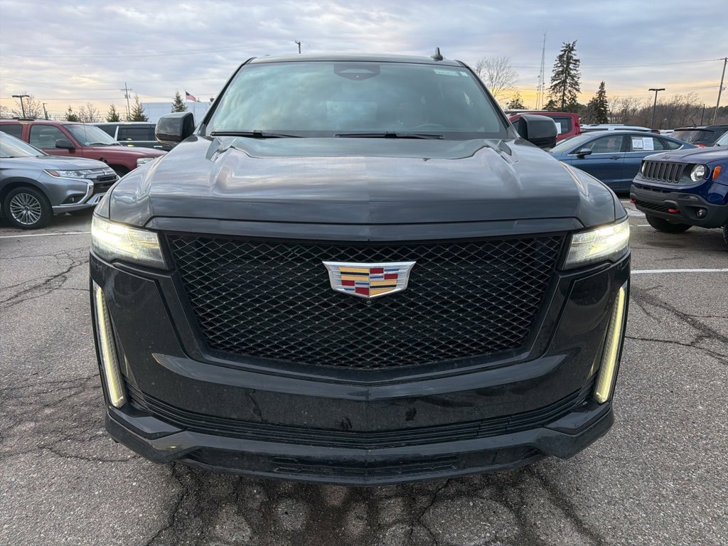 Used 2021 Cadillac Escalade Sport image 2