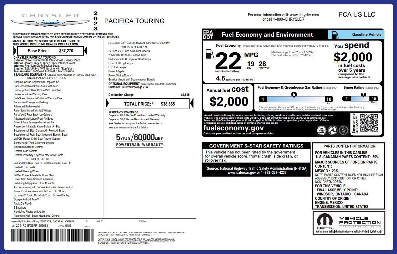 Used 2023 Chrysler Pacifica Touring image 4