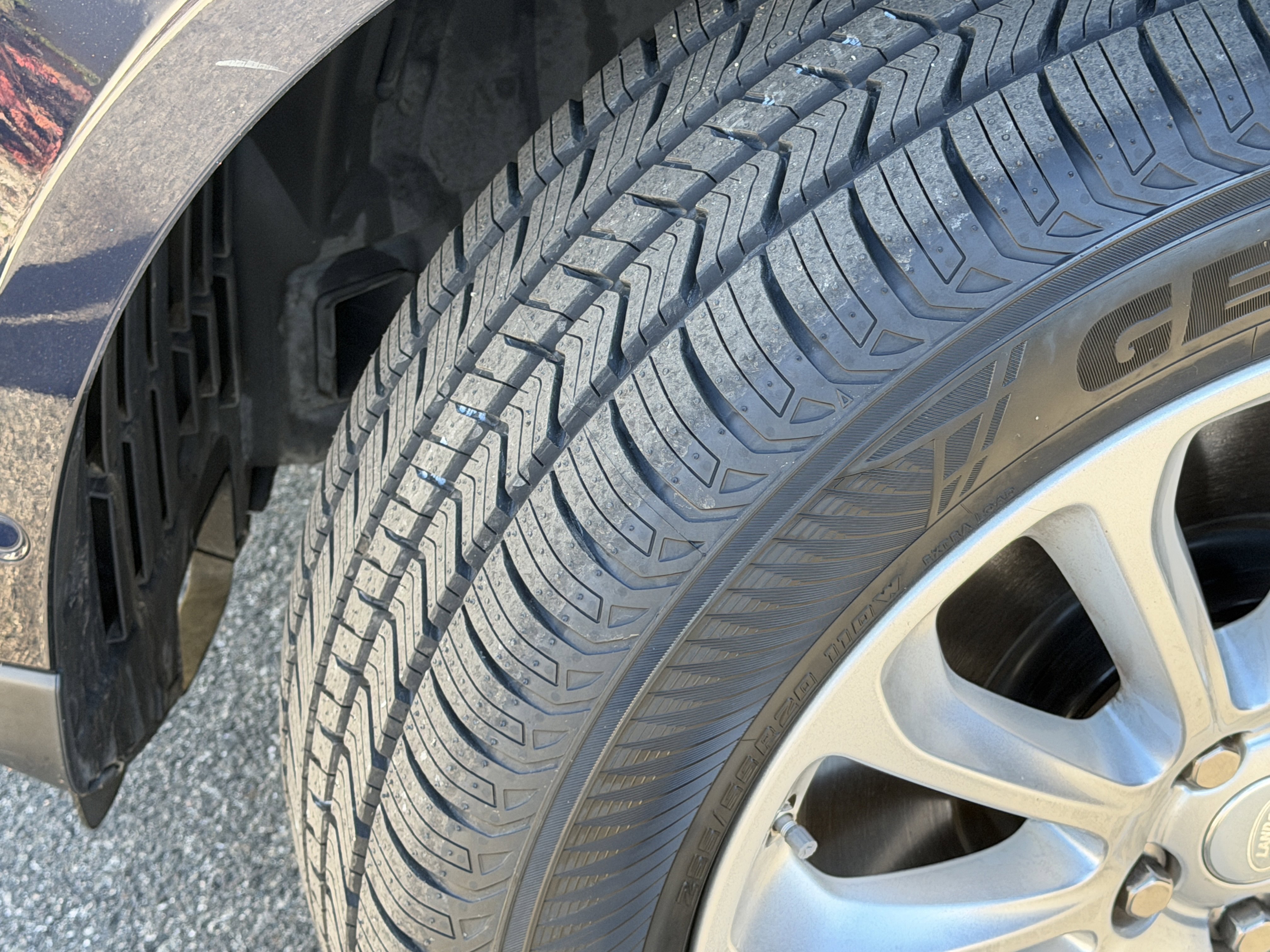 Used 2020 Land Rover Range Rover HSE image 15