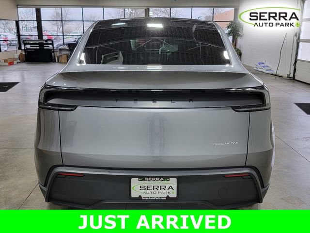 Used 2026 Tesla Model Y Long Range image 6