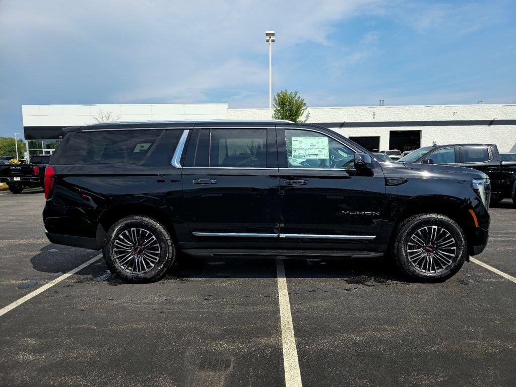 New 2026 GMC Yukon XL Elevation w/ Elevation Premium Package AWD/4WD image 7