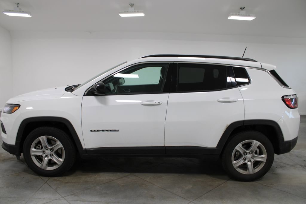 Used 2024 Jeep Compass Latitude image 6