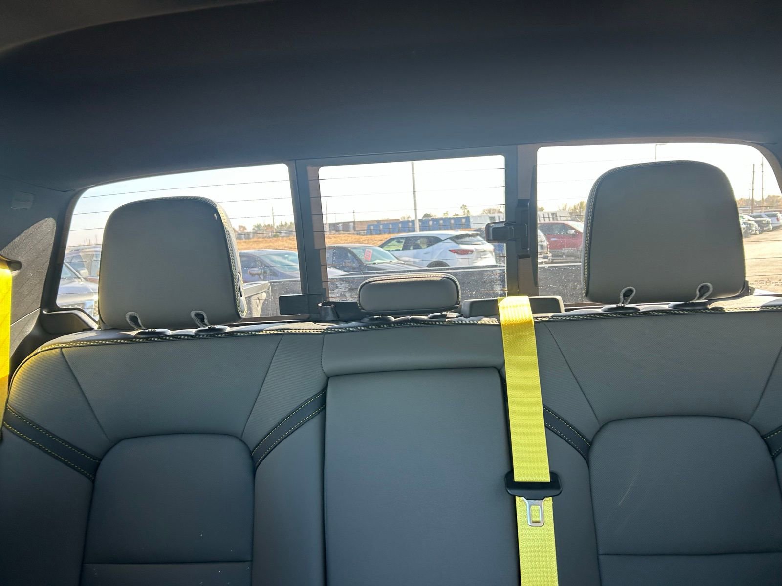 Used 2024 Chevrolet Colorado ZR2 w/ ZR2 Convenience Package III image 18