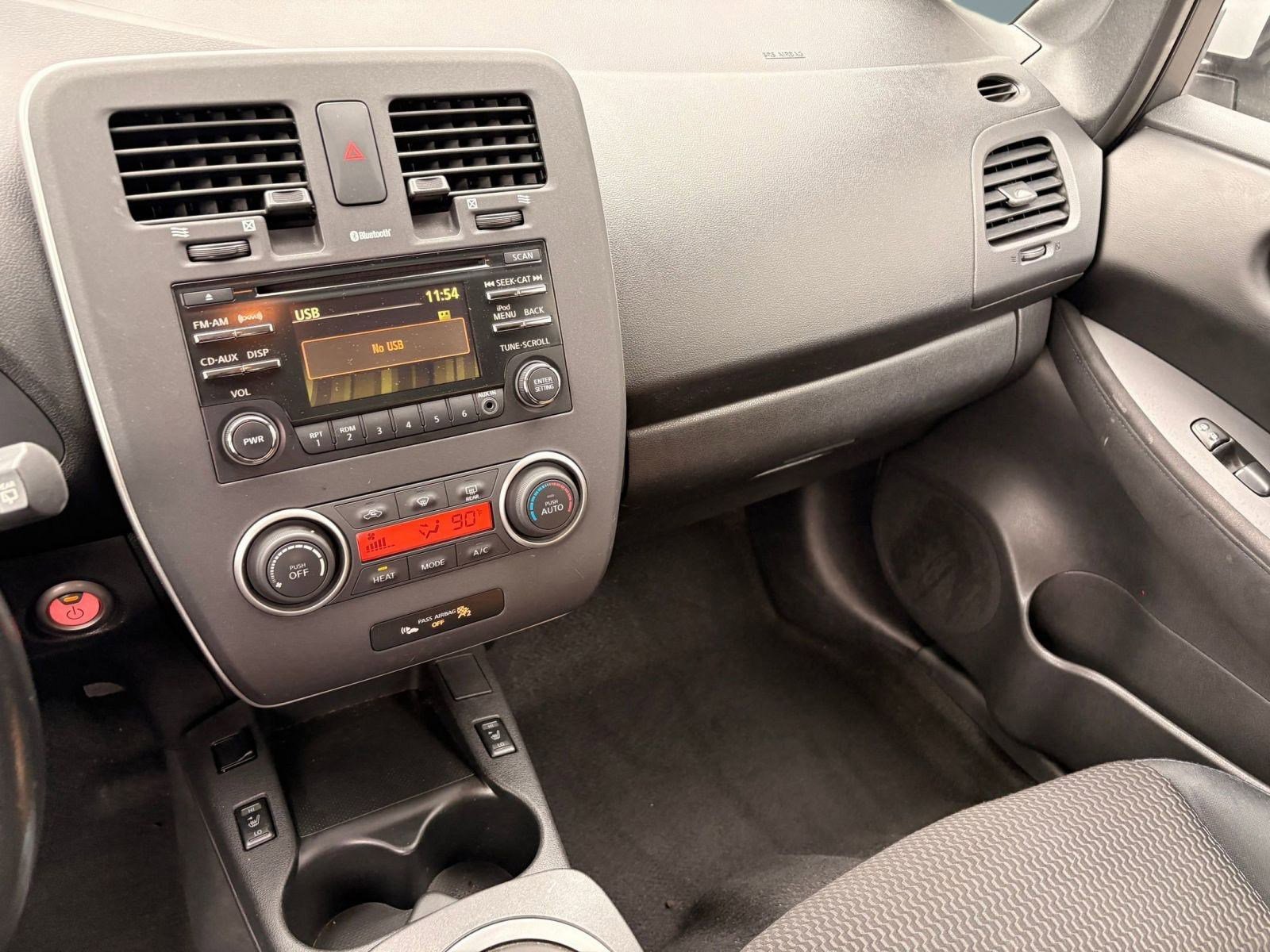 Used 2013 Nissan Leaf S image 22