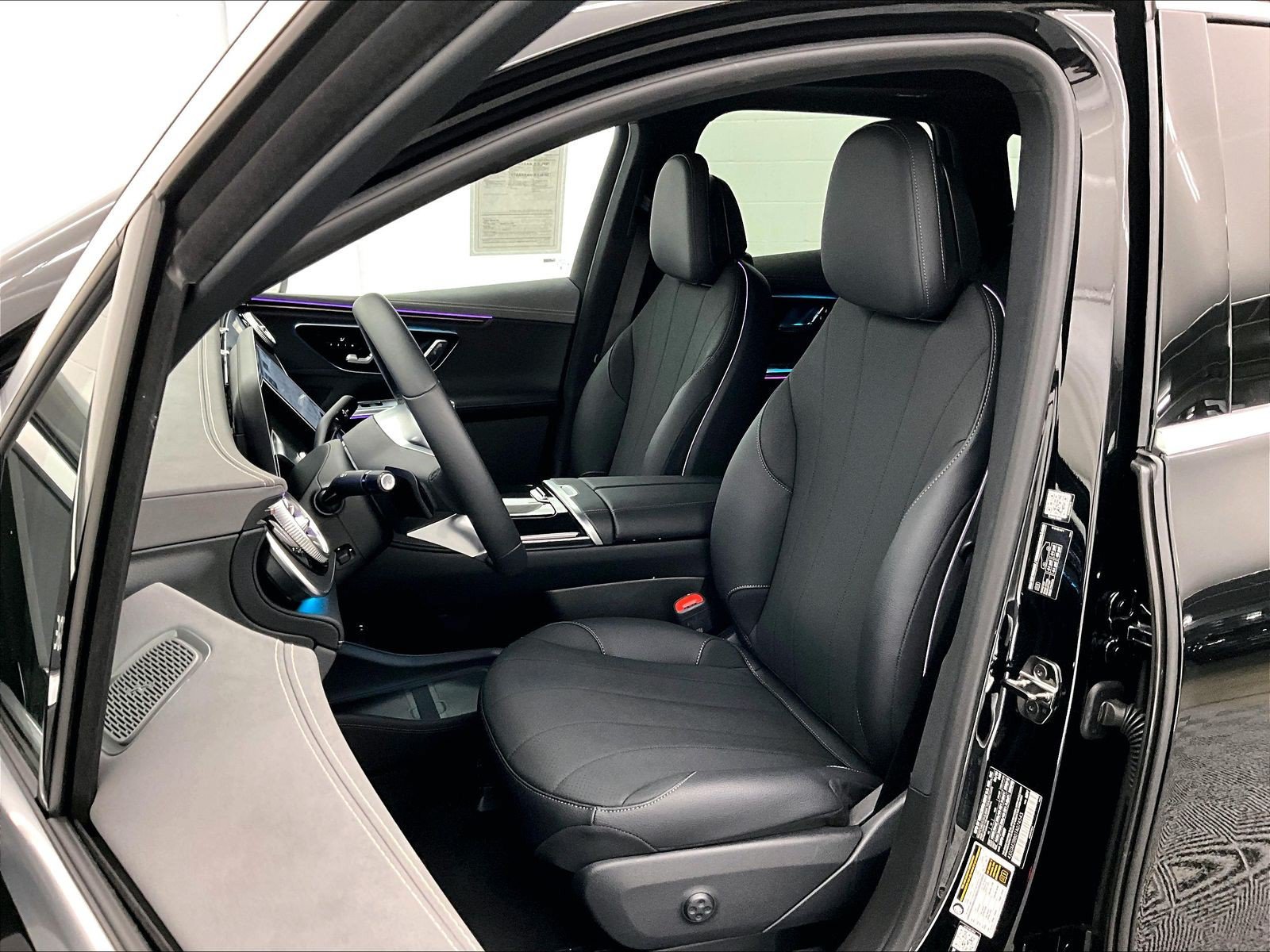 Used 2026 Mercedes-Benz EQE 320+ SUV image 15
