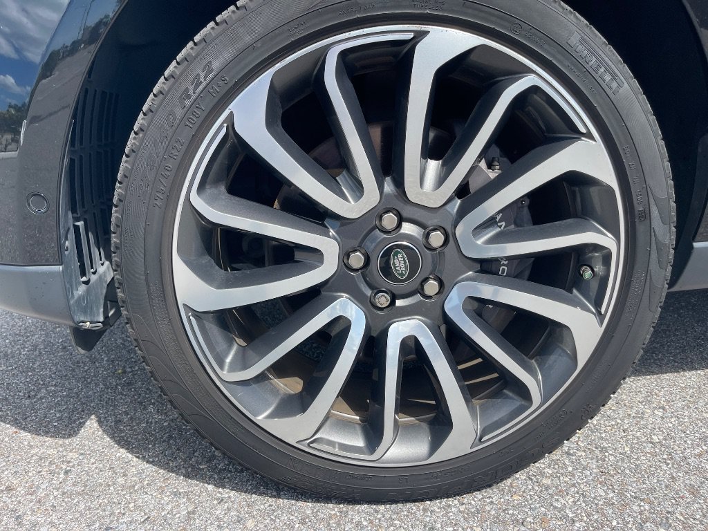 Used 2019 Land Rover Range Rover Long Wheelbase Supercharged AWD/4WD image 20