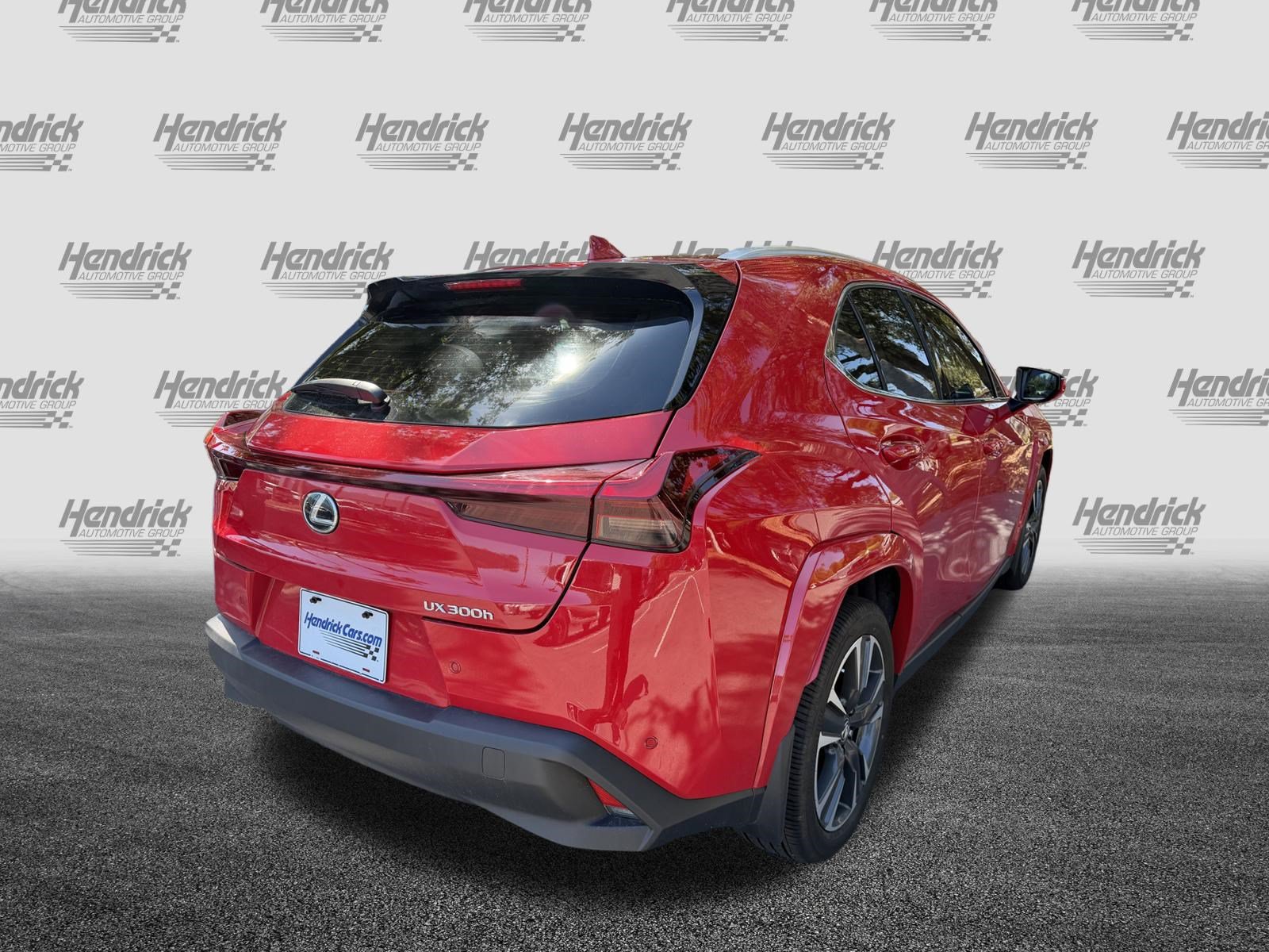 Certified 2025 Lexus UX 300h FWD w/ Accessory Package (Z1) image 9