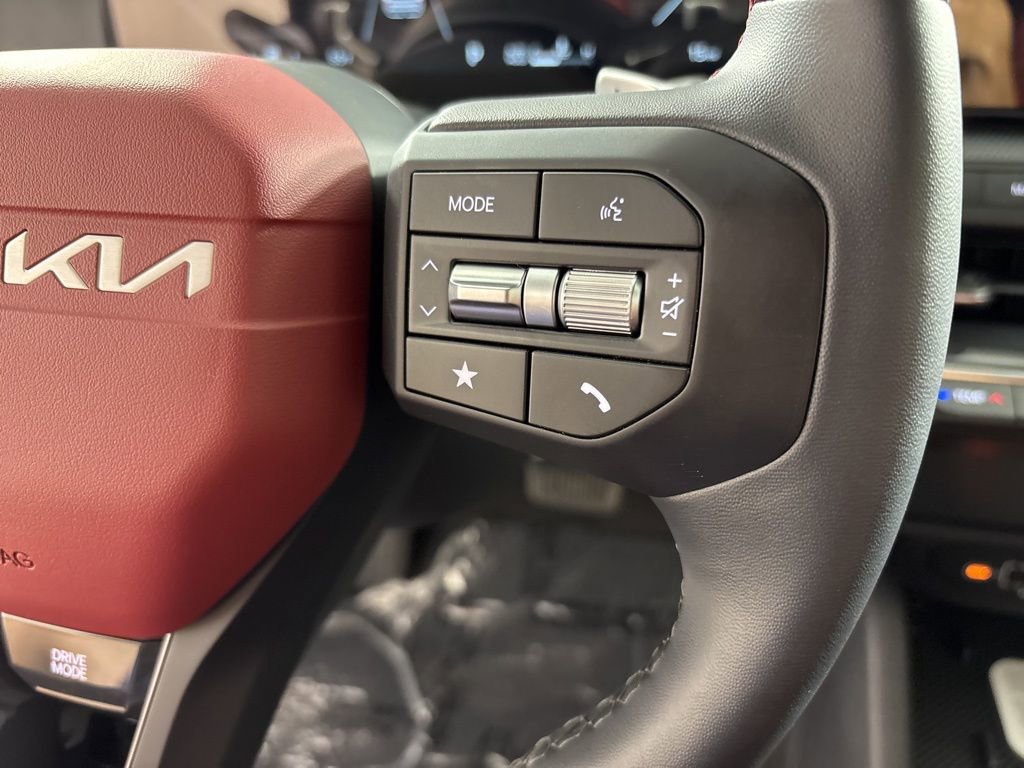 New 2026 Kia K4 EX FWD image 32