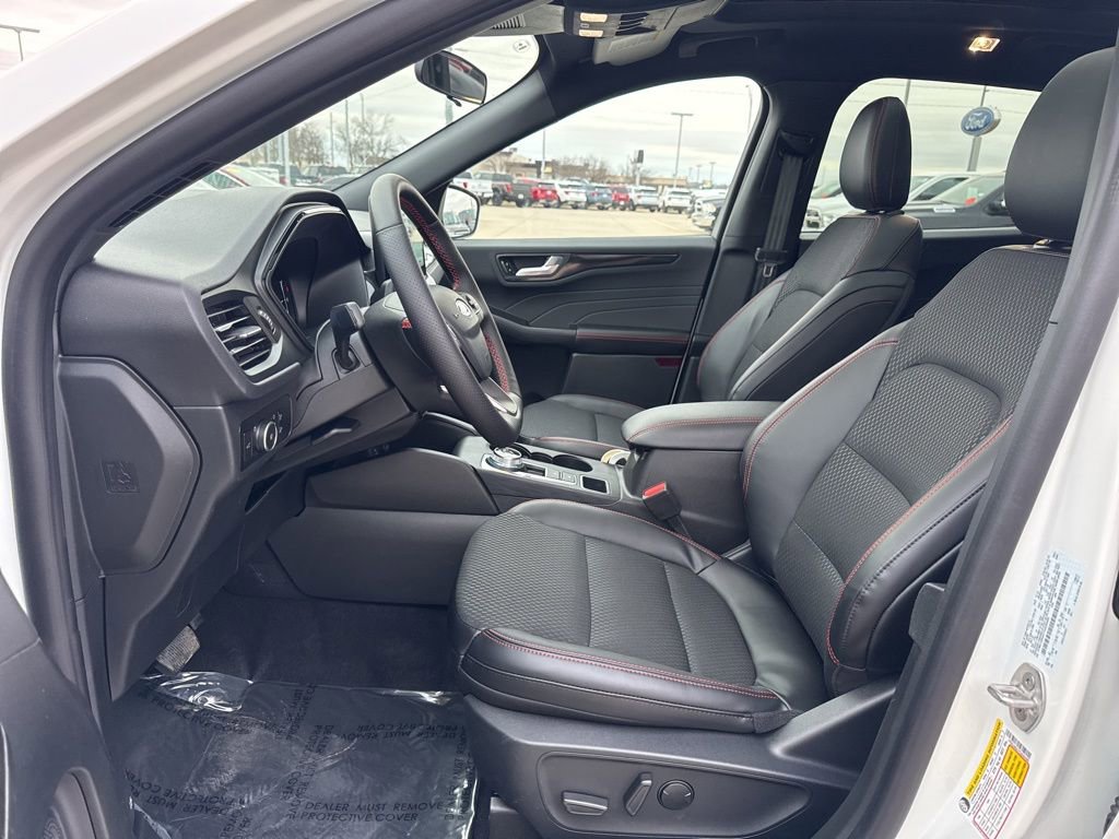 New 2026 Ford Escape ST-Line Select w/ Equipment Group 401A AWD/4WD image 4