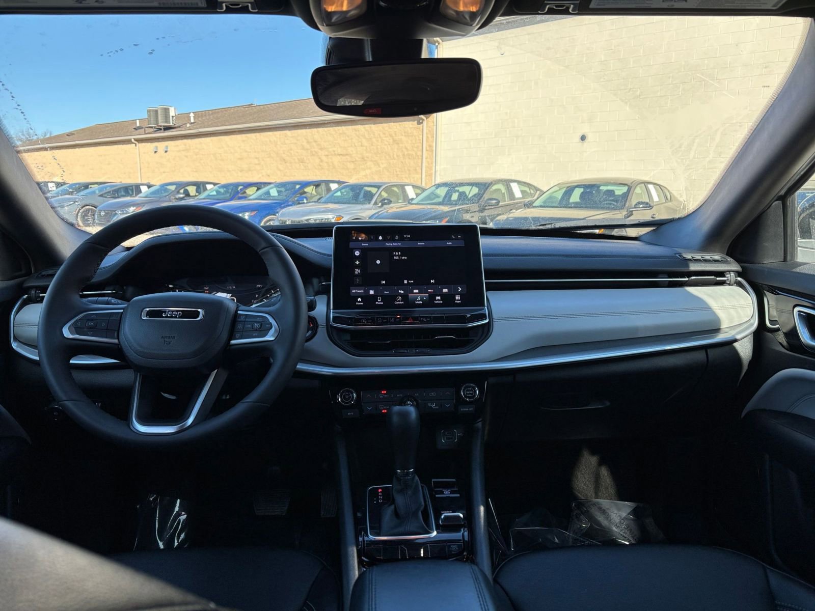 Used 2025 Jeep Compass Limited AWD/4WD image 35