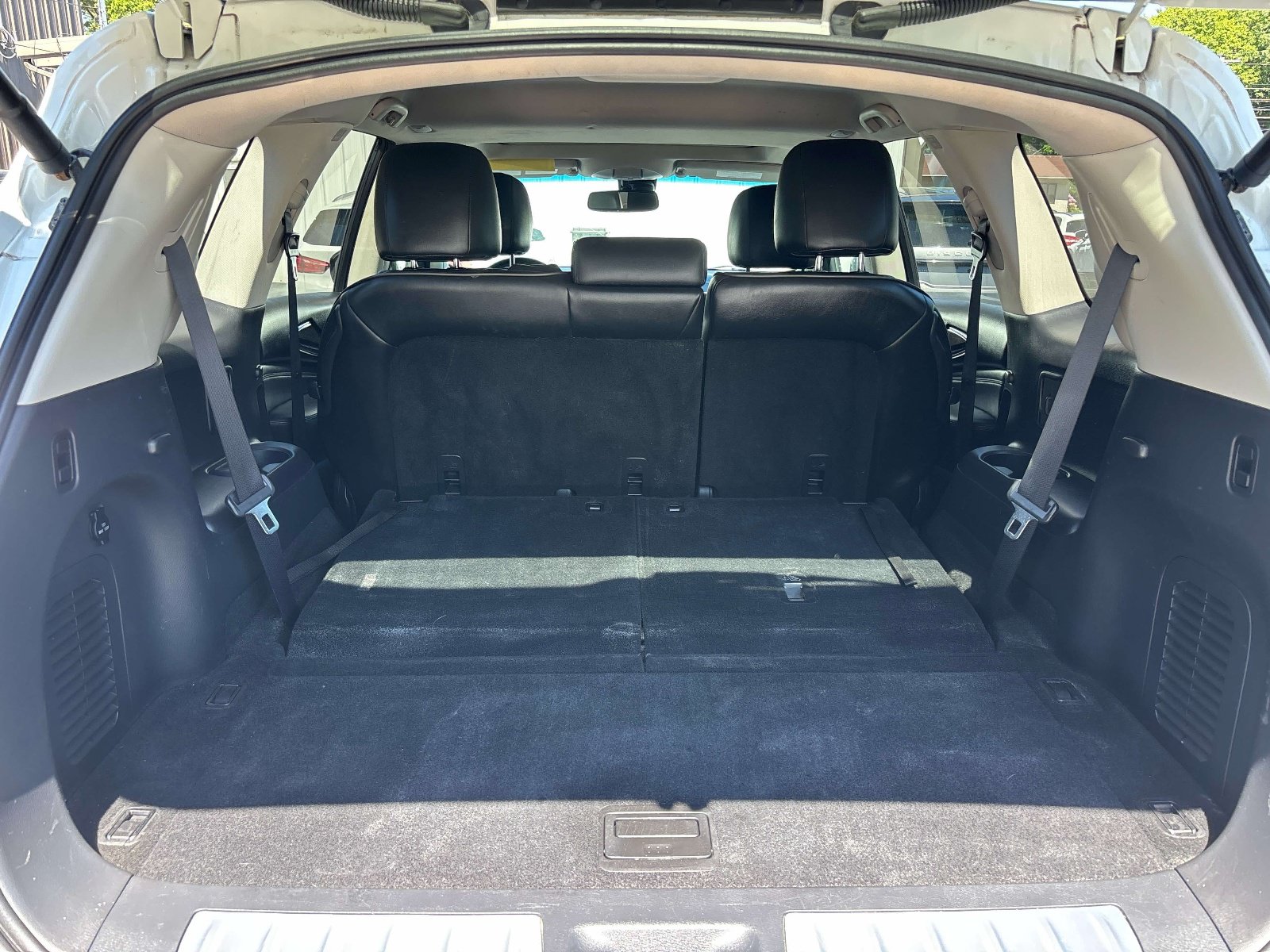 Used 2015 INFINITI QX60 Luxe w/ Premium Plus Package AWD/4WD image 14