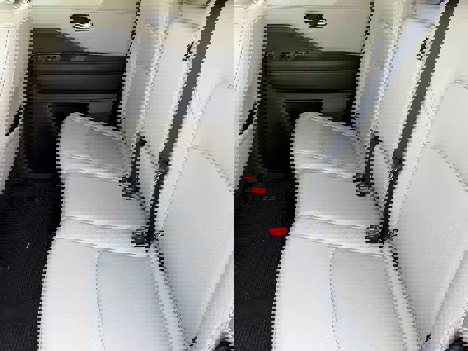 Used 2022 Nissan Pathfinder SL FWD image 13