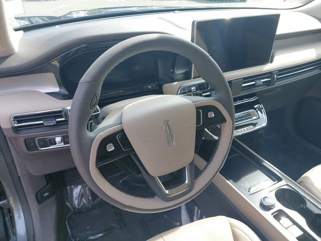 Used 2023 Lincoln Corsair AWD w/ Equipment Group 101A image 16