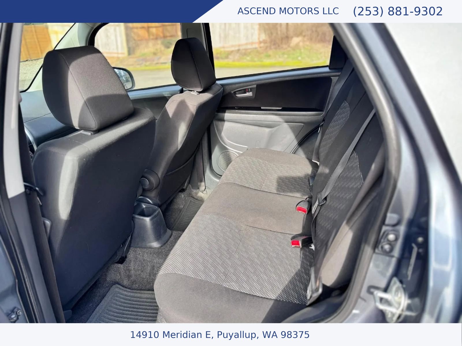 Used 2009 Suzuki SX4 AWD Hatchback w/ Touring Pkg image 10