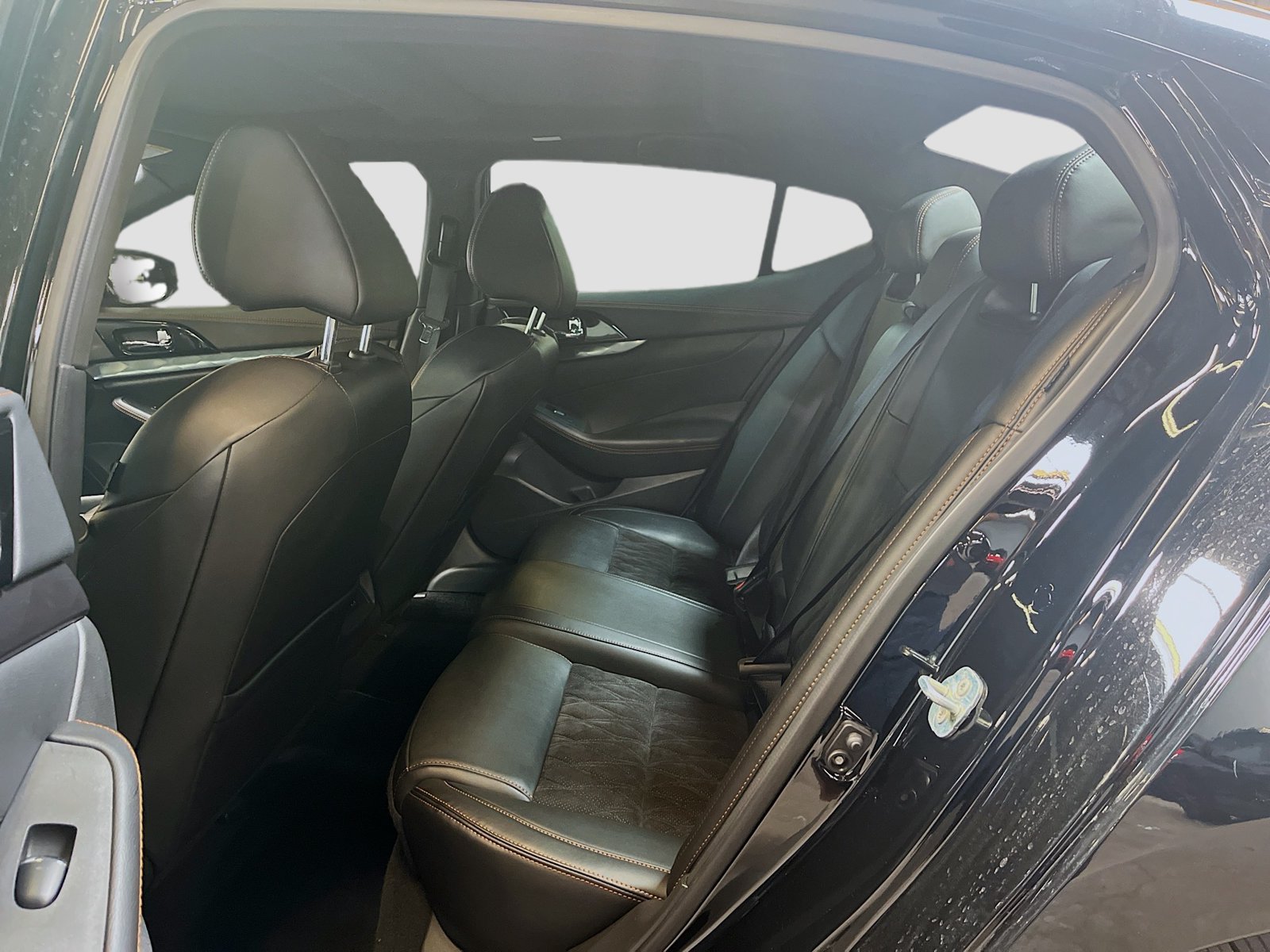 Used 2023 Nissan Maxima SR w/ Sport Mat Group FWD image 25