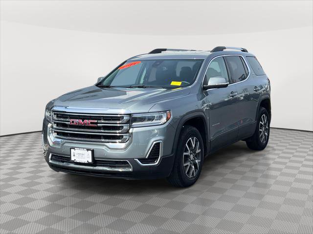Used 2023 GMC Acadia SLE w/ Driver Convenience Package image 3