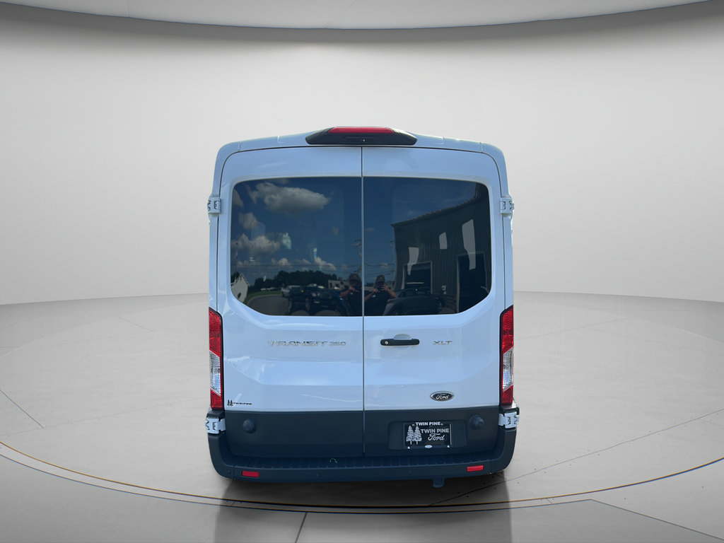 Used 2024 Ford Transit 350 XLT RWD image 6