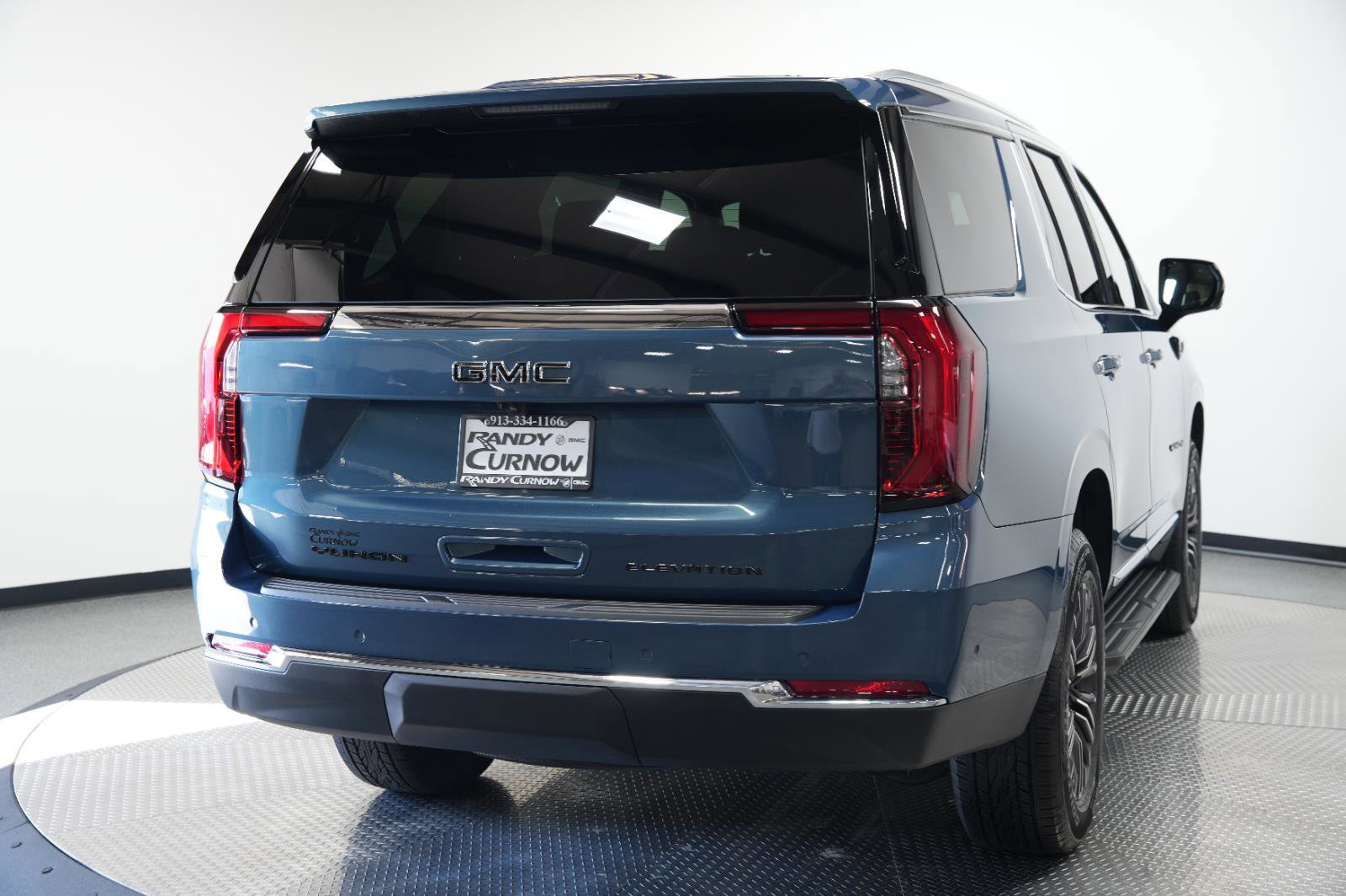 New 2026 GMC Yukon Elevation image 7