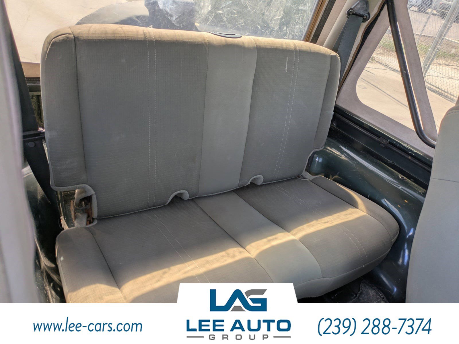 Used 2004 Jeep Wrangler Sahara w/ Dual Top Group AWD/4WD image 10