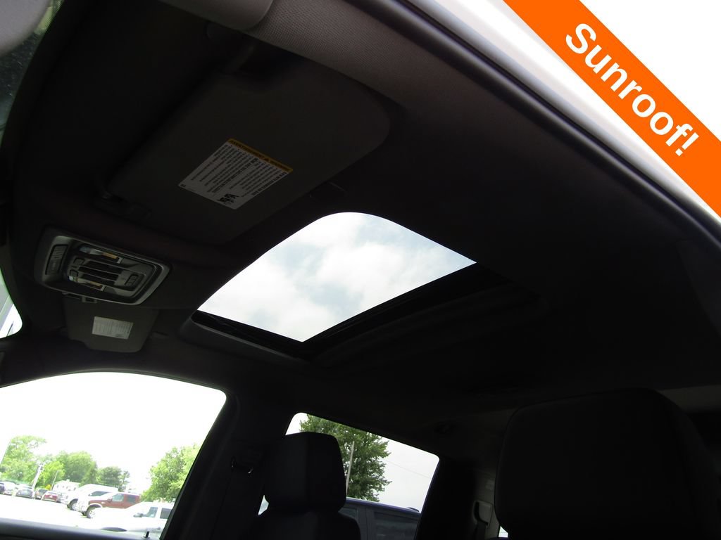 New 2026 Chevrolet Silverado 1500 LTZ w/ LTZ Premium Package AWD/4WD image 14