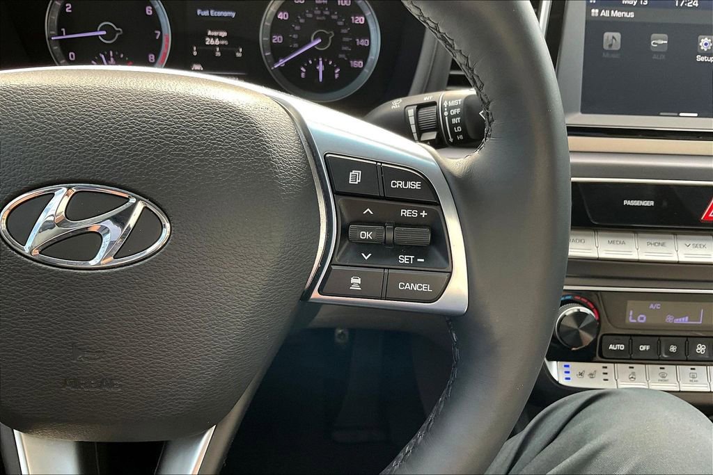 Used 2018 Hyundai Sonata Limited FWD image 12