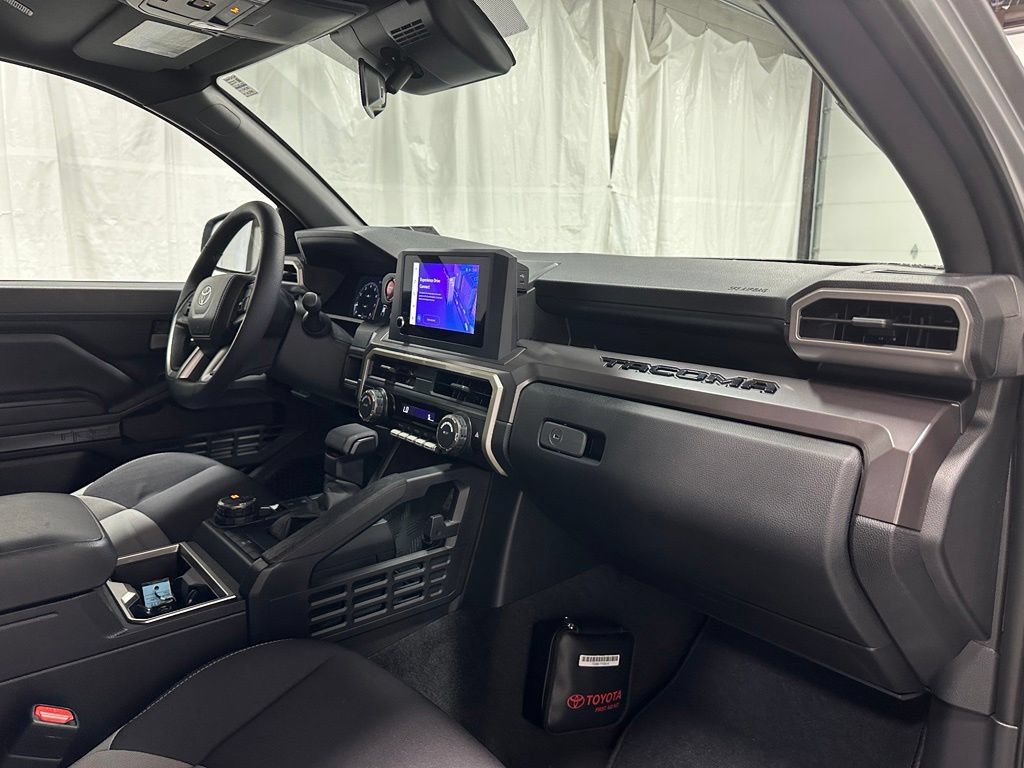 Used 2026 Toyota Tacoma TRD Off-Road AWD/4WD image 61