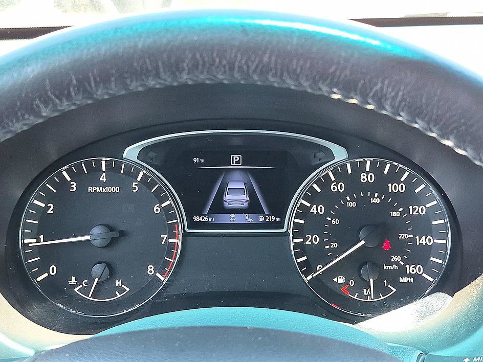 Used 2017 Nissan Altima 2.5 SV FWD image 19