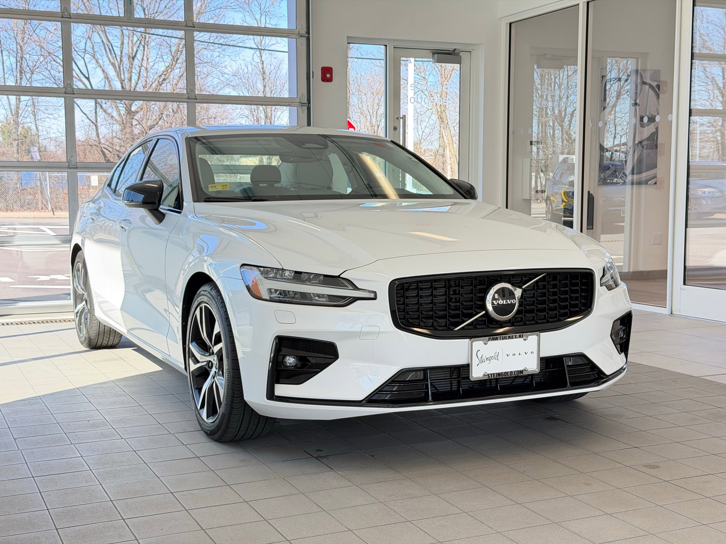 Certified 2025 Volvo S60 B5 Core image 5