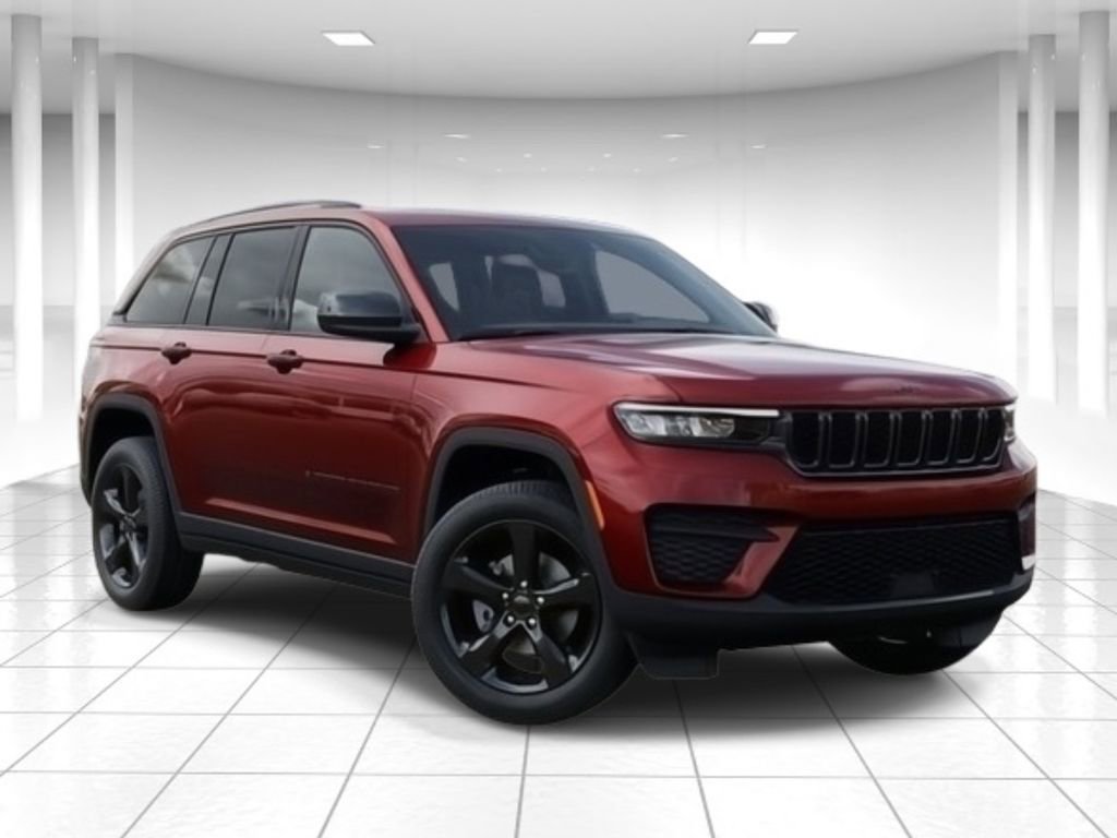 New 2025 Jeep Grand Cherokee Altitude image 5