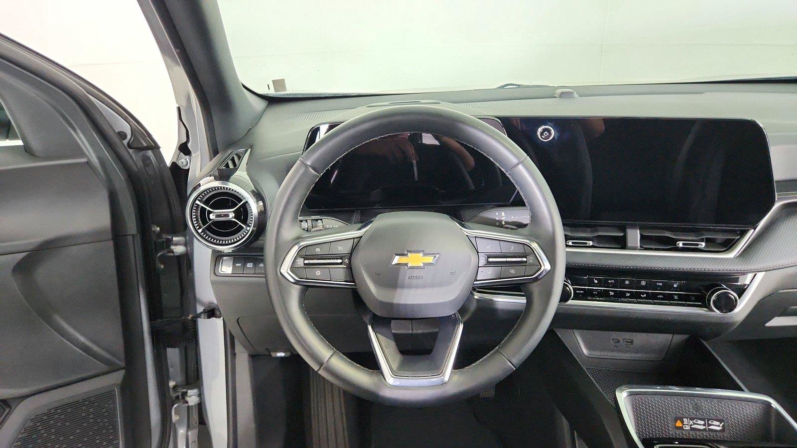 Used 2026 Chevrolet Equinox LT w/ Convenience Package II AWD/4WD image 19