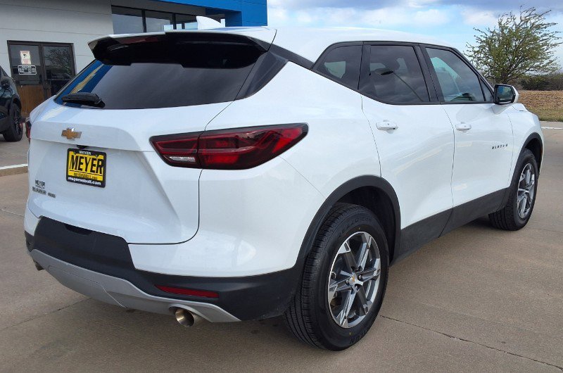 Used 2025 Chevrolet Blazer LT image 8