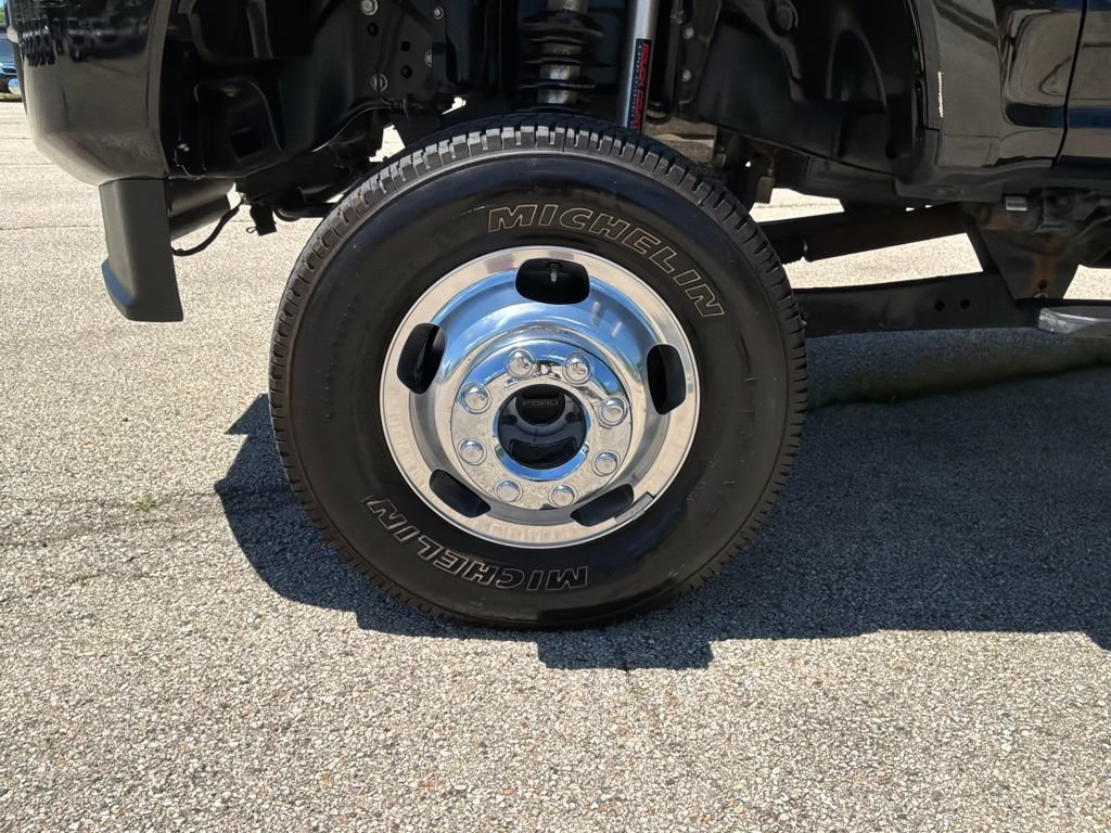 Used 2022 Ford F350 Platinum AWD/4WD image 10