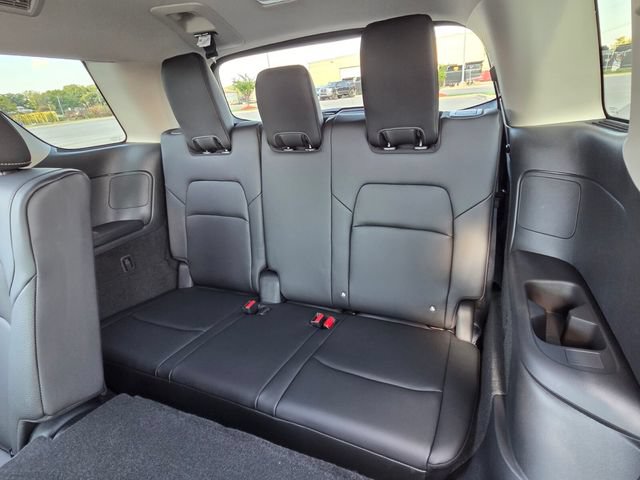New 2026 Nissan Pathfinder SL FWD image 13