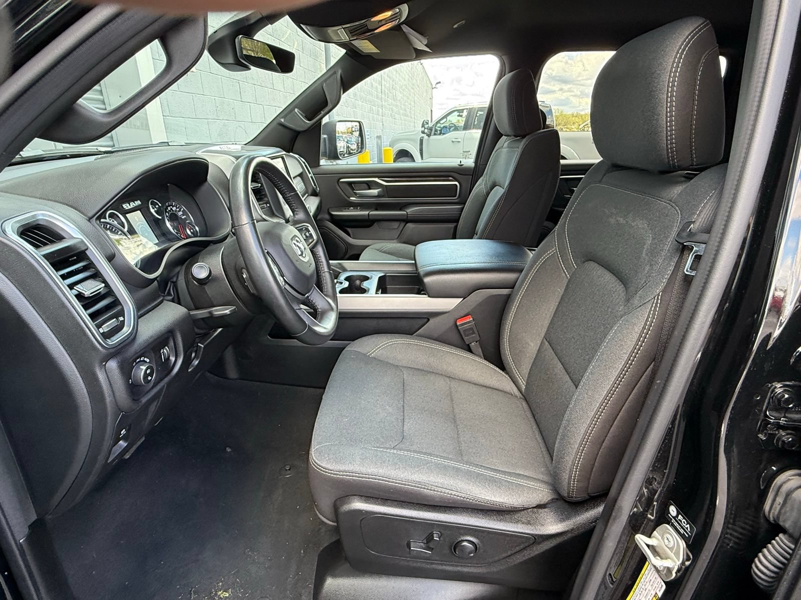 Certified 2024 RAM 1500 Big Horn AWD/4WD image 17