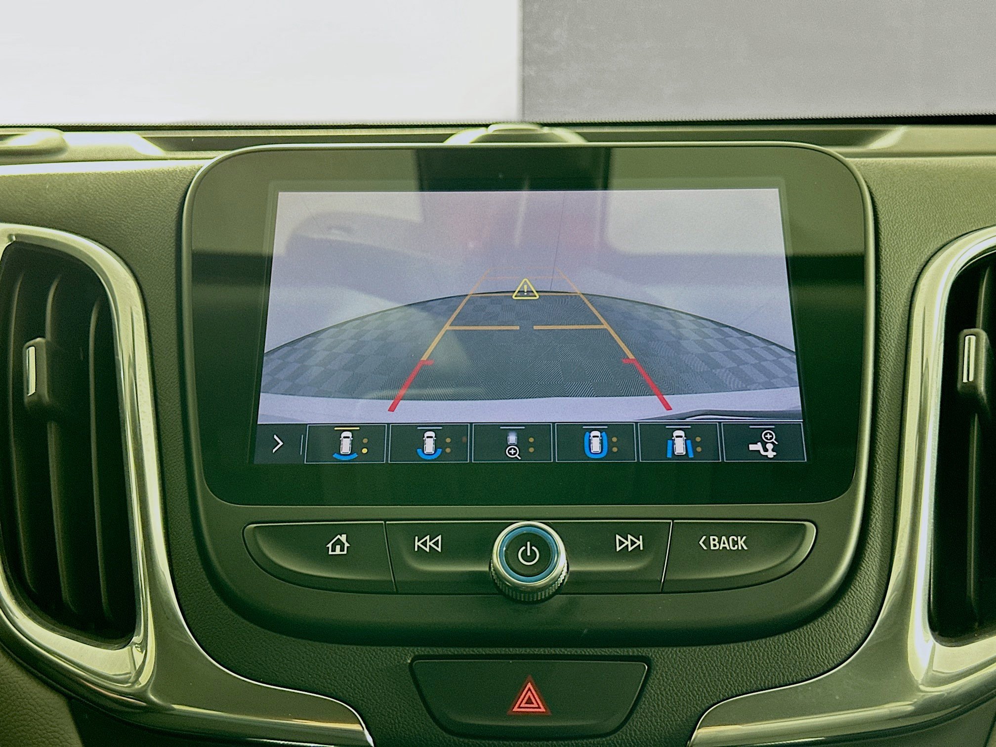 Used 2019 Chevrolet Equinox Premier image 23