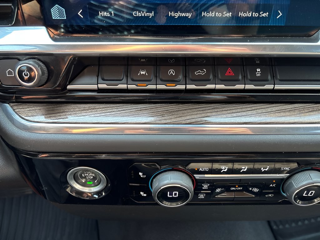 Used 2023 Chevrolet Silverado 1500 LT AWD/4WD image 64