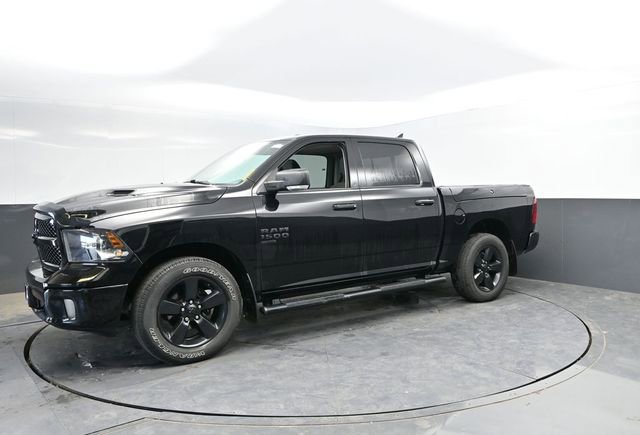Used 2021 RAM 1500 Classic SLT w/ Electronics Convenience Group AWD/4WD image 9
