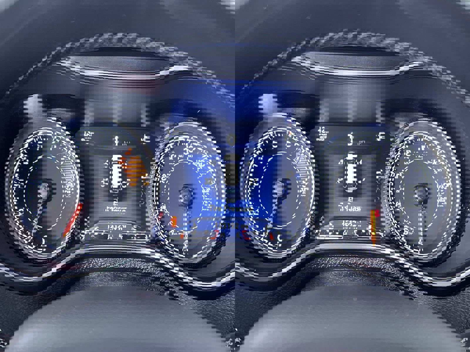 Used 2019 Jeep Cherokee Trailhawk image 17