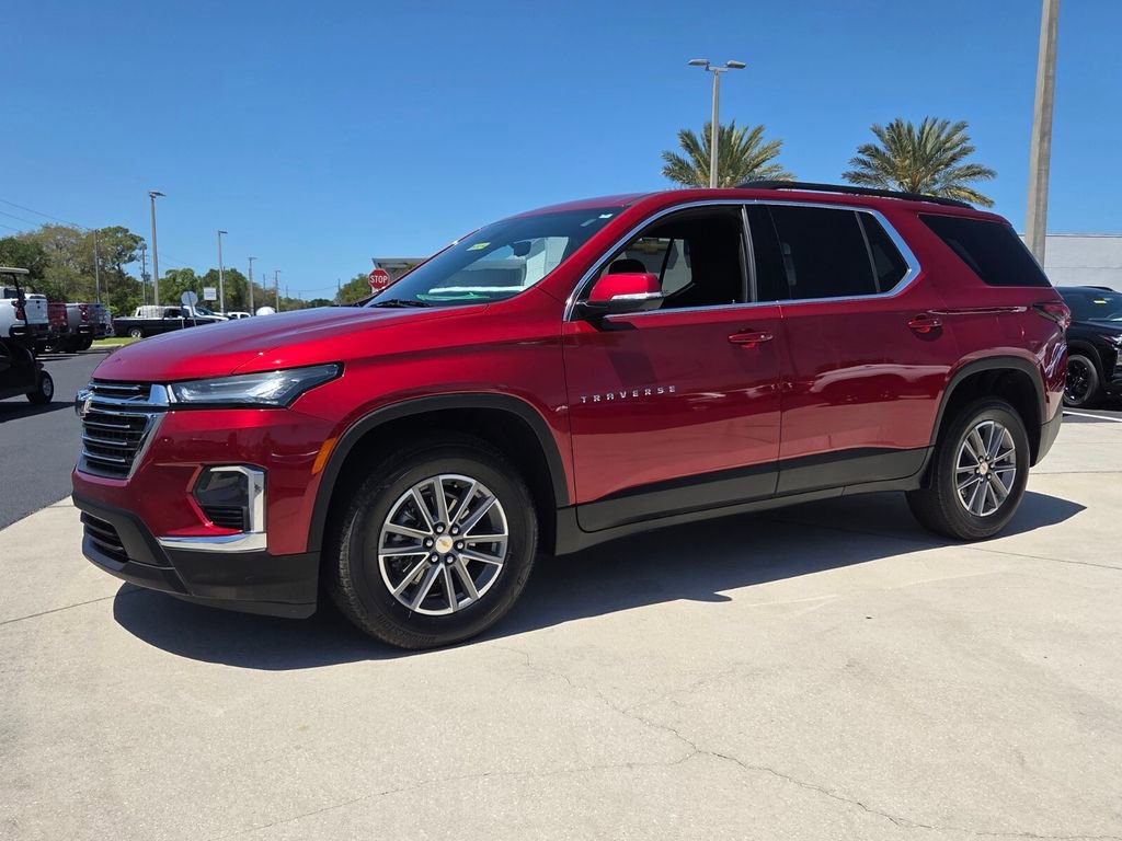 Certified 2023 Chevrolet Traverse LT FWD image 3