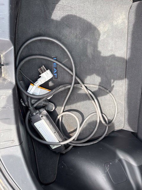 Used 2025 Nissan Leaf S FWD image 2
