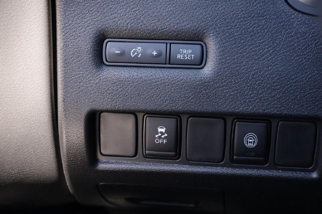 Certified 2024 Nissan Murano SV w/ SV Midnight Edition Package AWD/4WD image 20