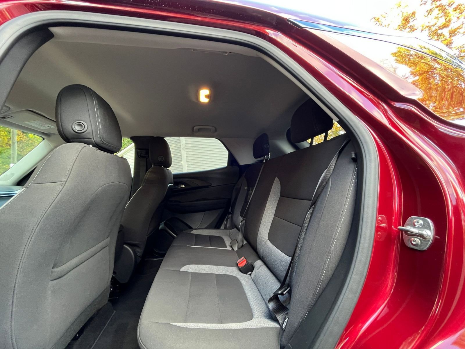 Used 2025 Chevrolet TrailBlazer LT image 22