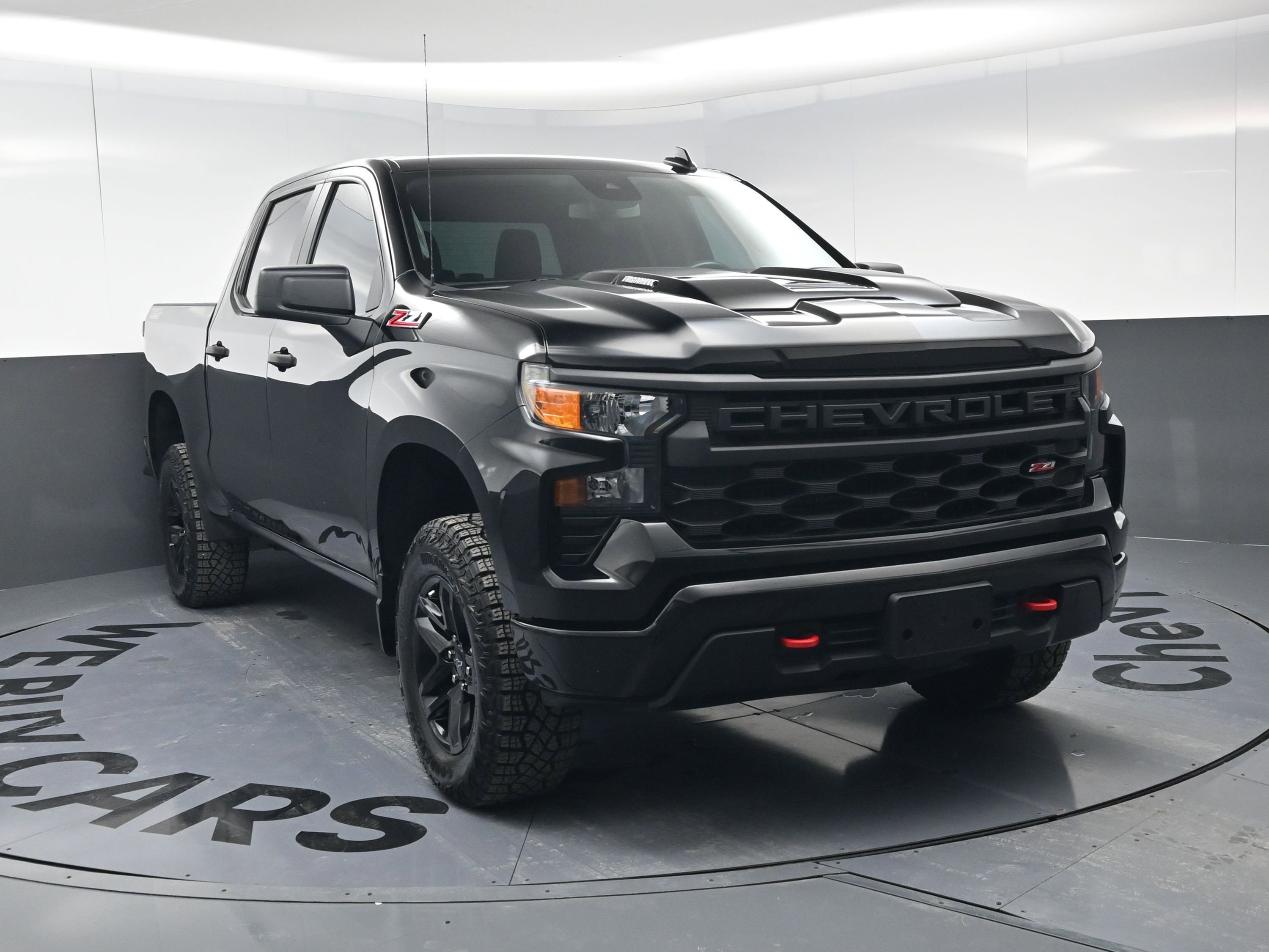 Certified 2025 Chevrolet Silverado 1500 Custom Trail Boss image 3