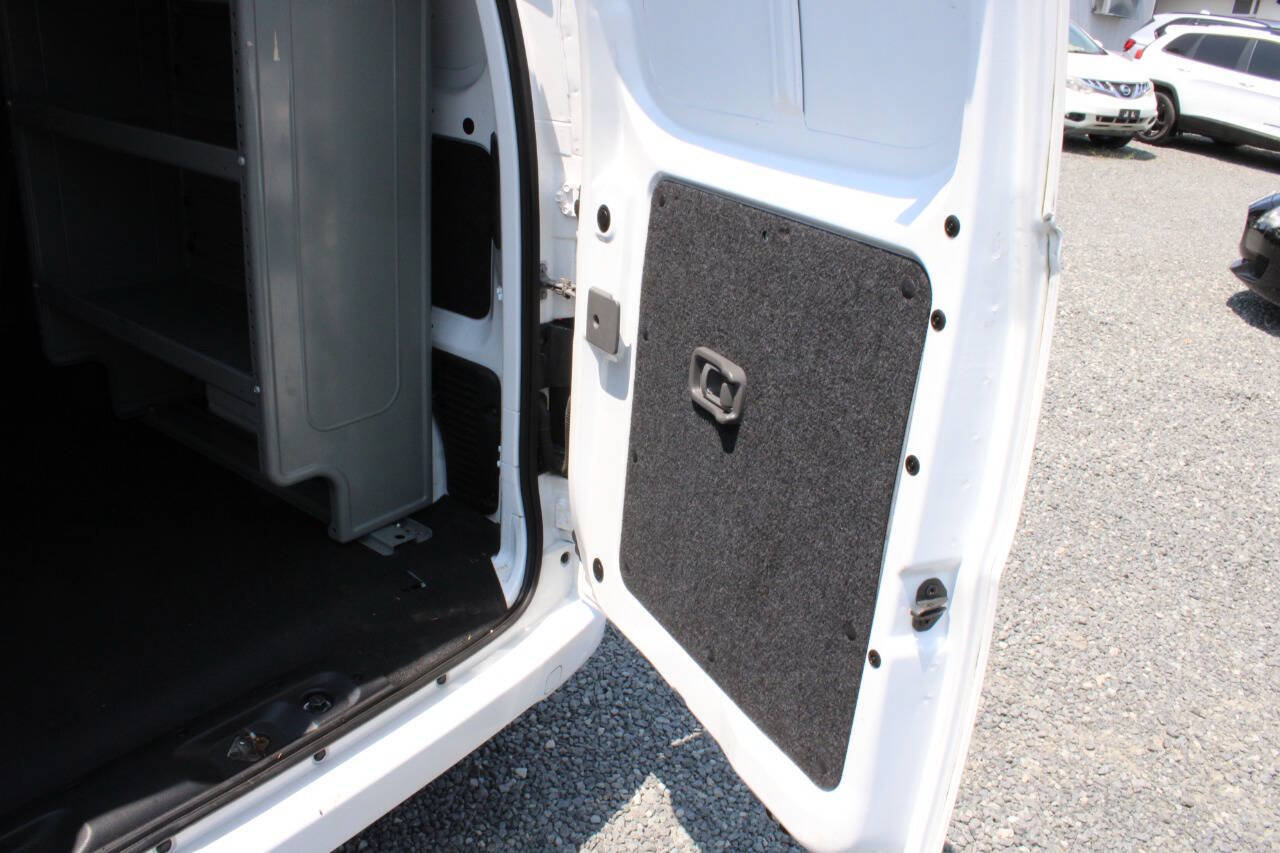 Used 2017 Nissan NV200 SV w/ Technology Package FWD image 22