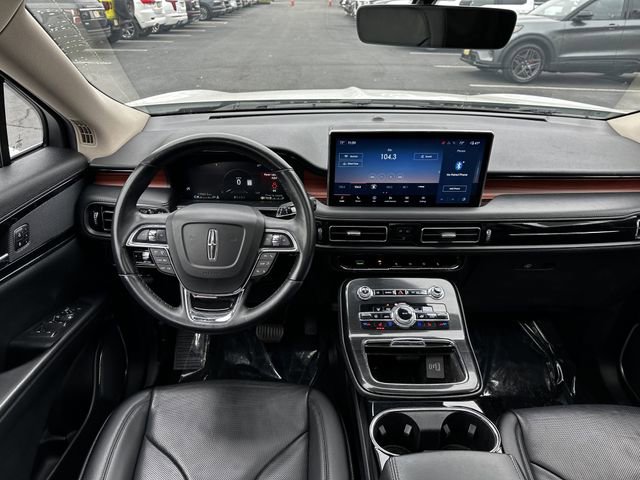 Certified 2022 Lincoln Nautilus Reserve image 13