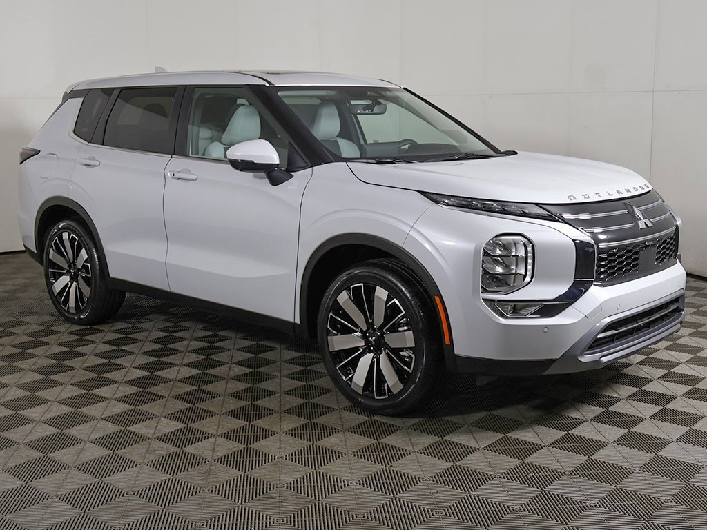 New 2025 Mitsubishi Outlander SE image 60