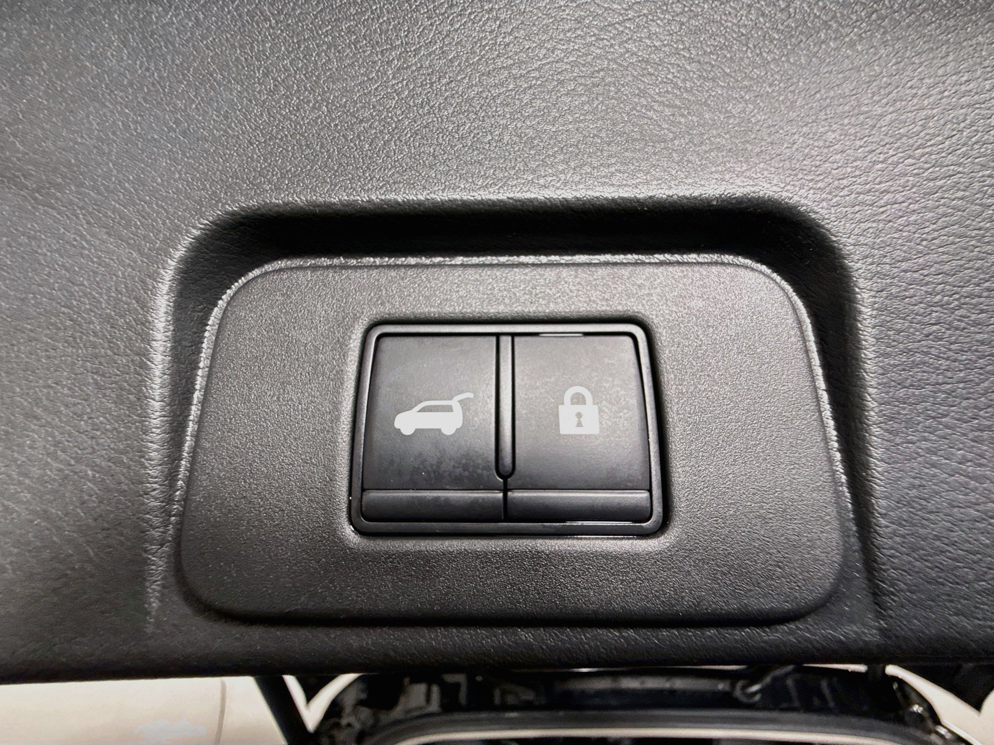 Used 2021 Nissan Rogue SV w/ Premium Package FWD image 43