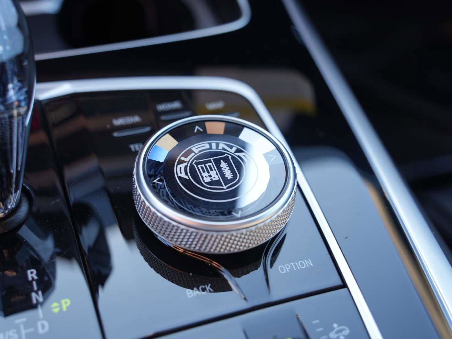 New 2026 BMW ALPINA XB7 image 29