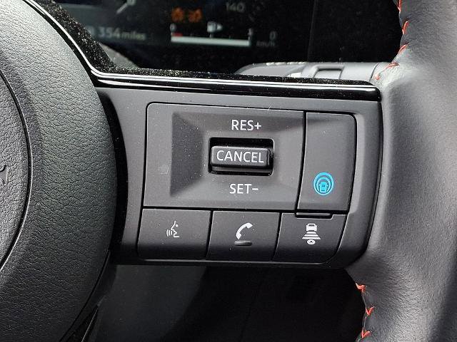 Certified 2025 Nissan Kicks SR AWD/4WD image 20